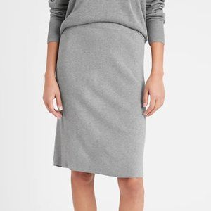 🆕 Banana Republic | Sweater Pencil Skirt
